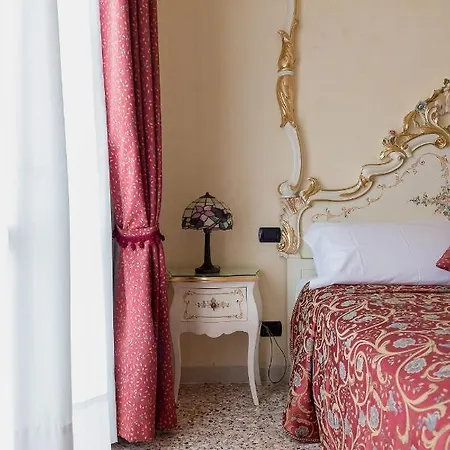 Venice Inn ゲストハウス ヴェネツィア