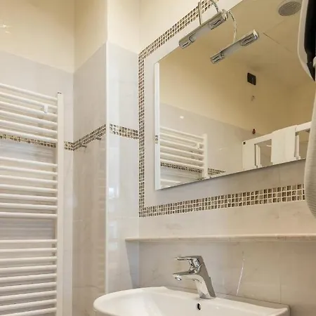 Venice Inn Гостевой дом *