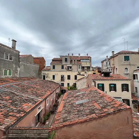 Venice Inn ゲストハウス *