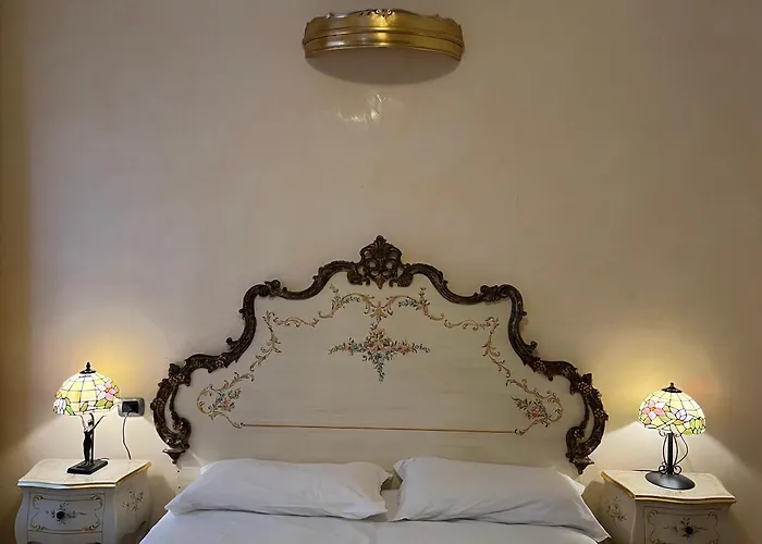 Pensión Venice Inn *