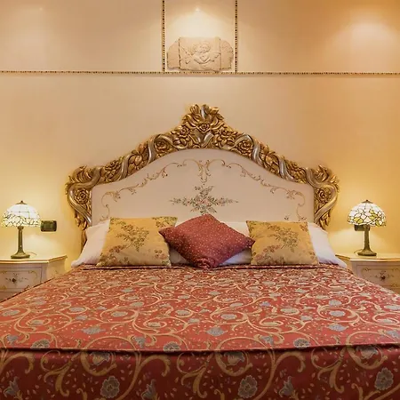 Gasthuis Venice Inn *