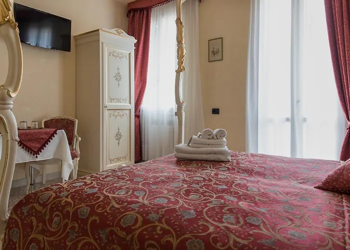 Gasthuis Venice Inn *